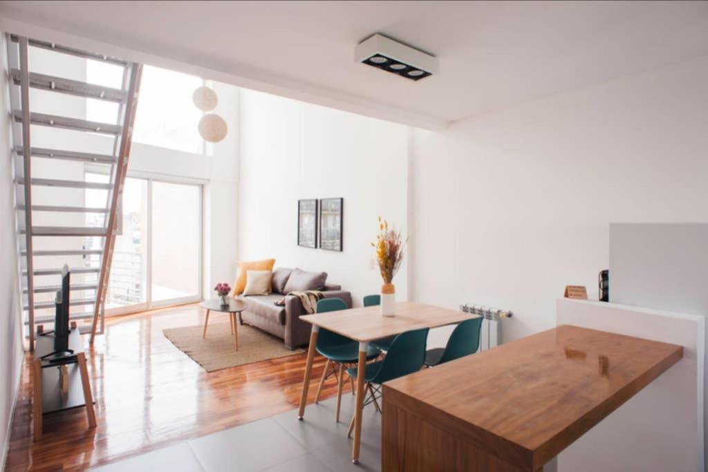 Luminosos Loft En Recoleta 2 Cuadras Del Subte Lejlighed Buenos Aires Eksteriør billede