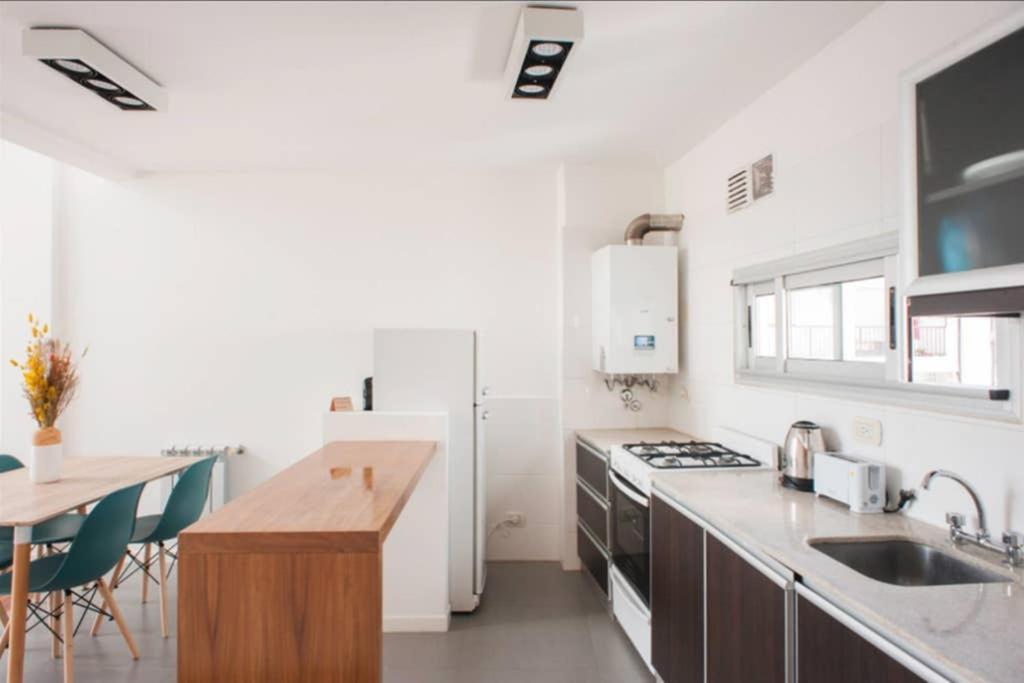 Luminosos Loft En Recoleta 2 Cuadras Del Subte Lejlighed Buenos Aires Eksteriør billede